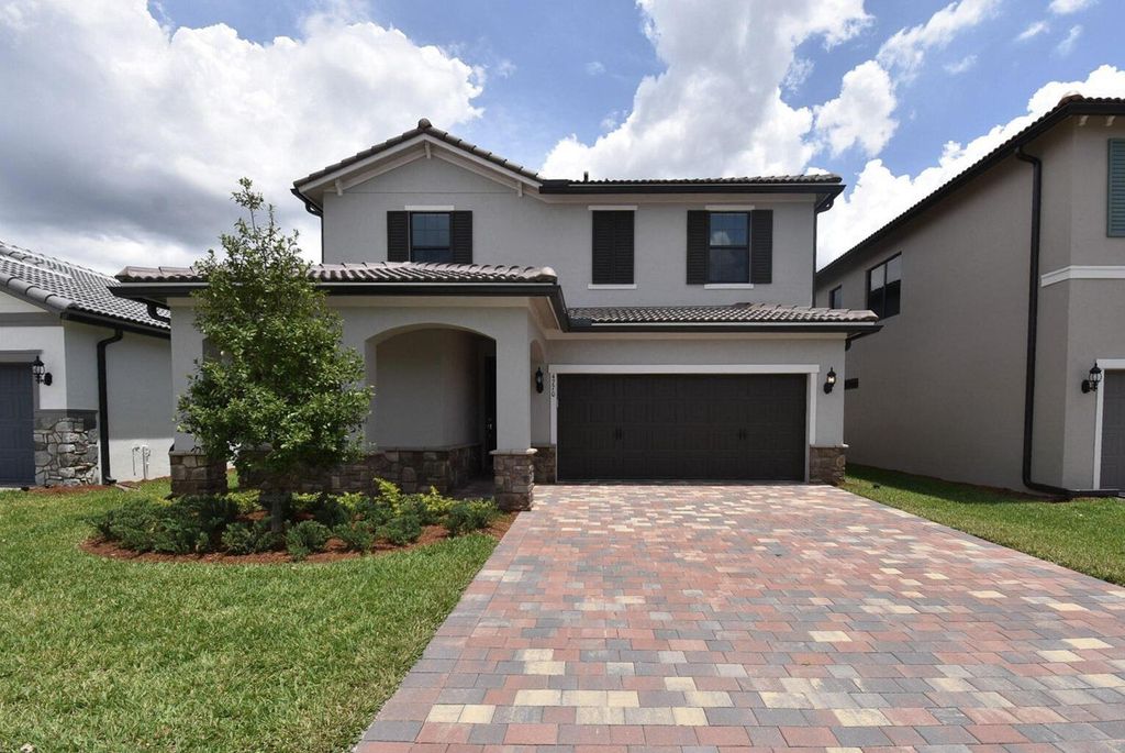 Photo of 4770 Chantilly Road, Lake Worth, FL 33467 (MLS # R11064350)
