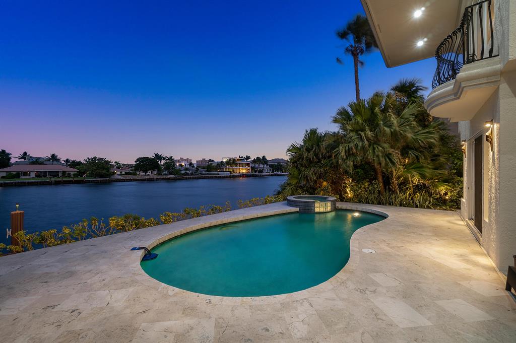 CARIBBEAN KEYS - Residential