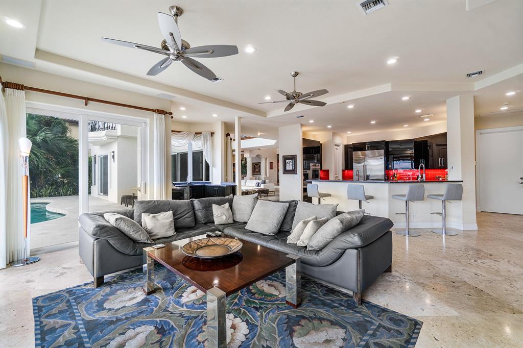 CARIBBEAN KEYS - Residential