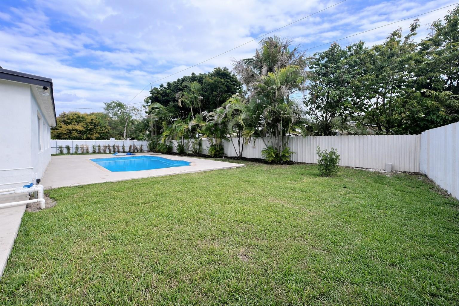 PALMETTO COUNTRY CLUB EST - Residential