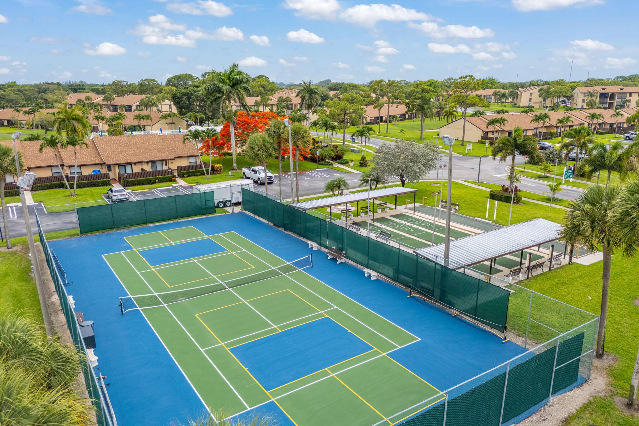 PINE RIDGE NORTH VILLAGE - Residential