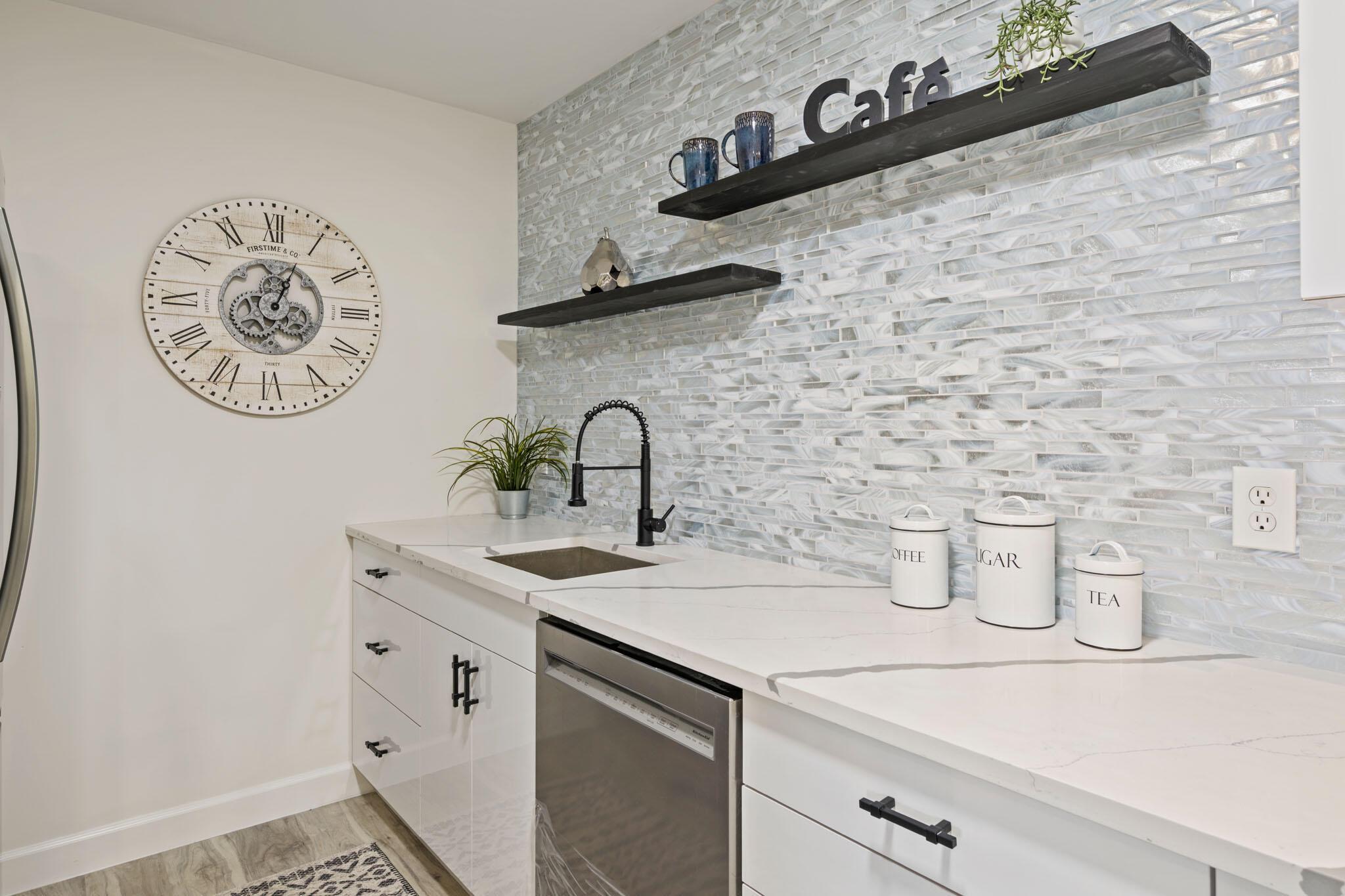 PINE RIDGE NORTH VILLAGE - Residential