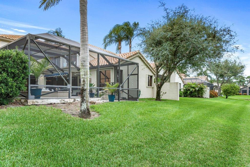 LEXINGTON LAKES - Residential