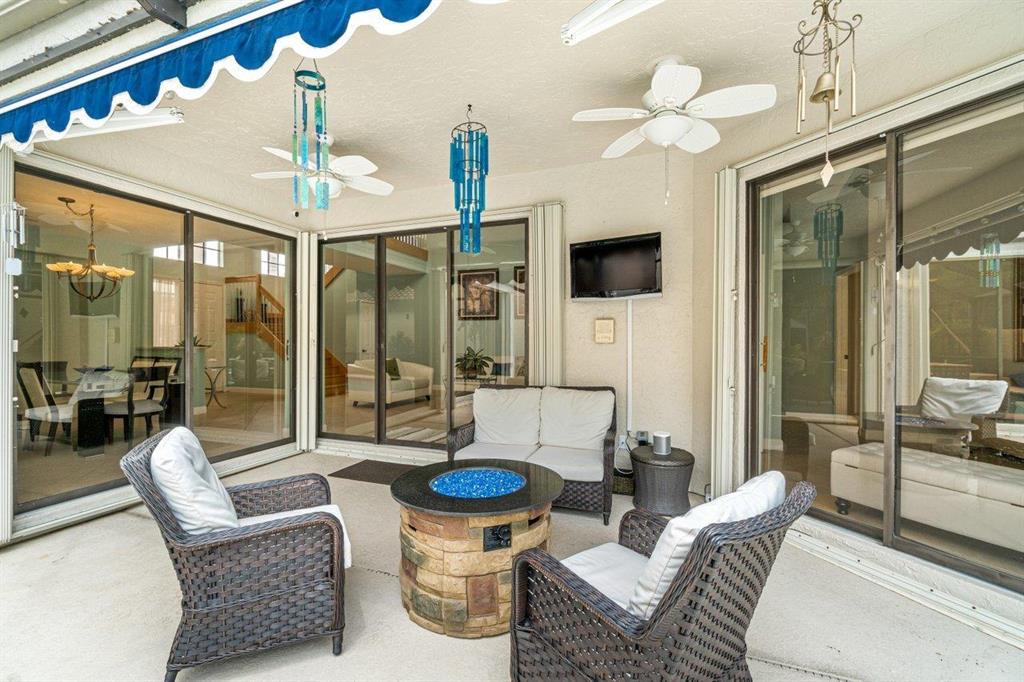 LEXINGTON LAKES - Residential