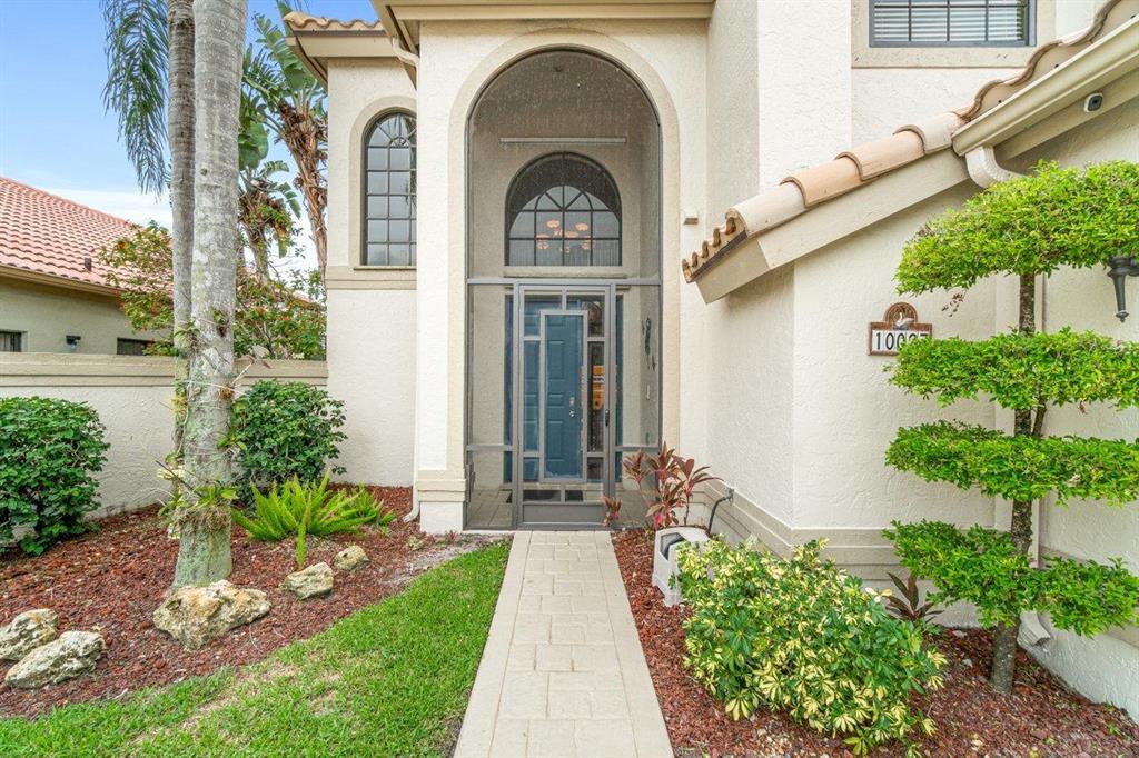 LEXINGTON LAKES - Residential