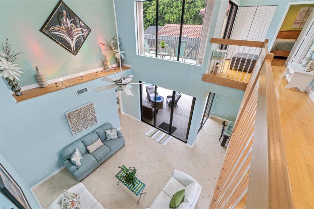 LEXINGTON LAKES - Residential