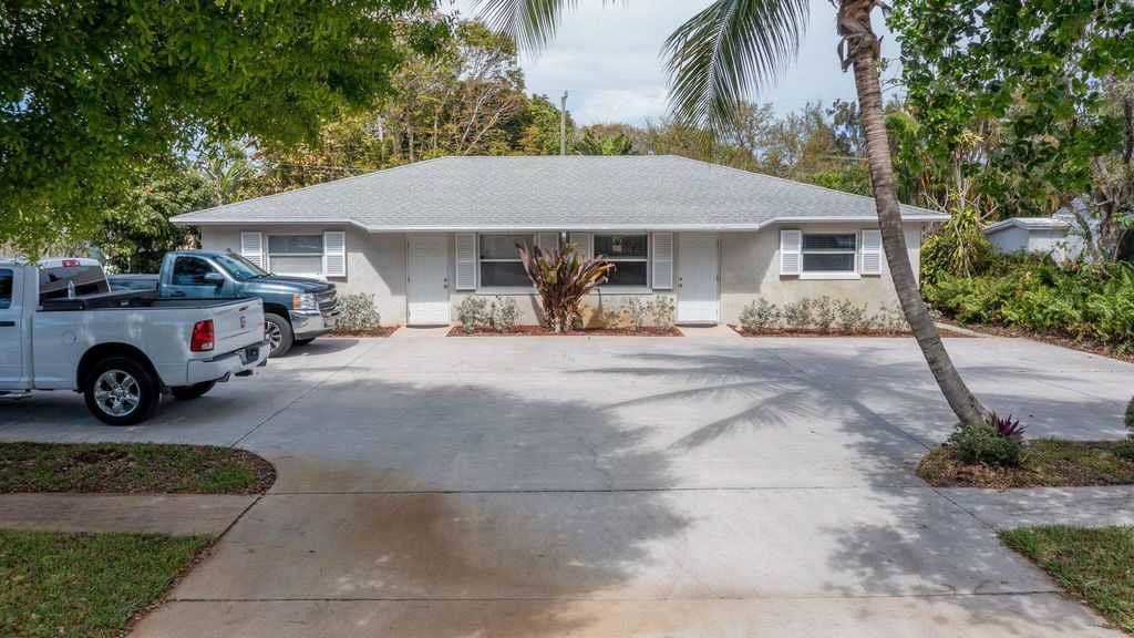 Photo of 129 Mayfield Road, Lantana, FL 33462 (MLS # R11066851)