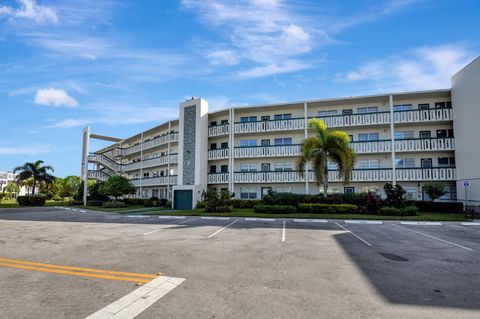 A home in Deerfield Beach