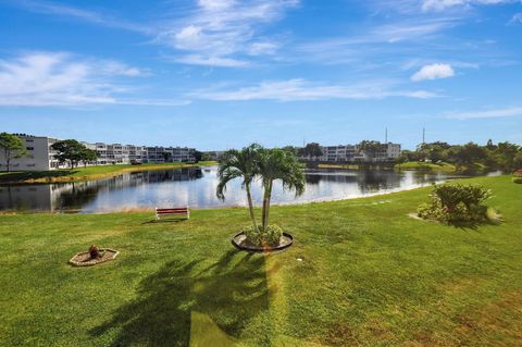 A home in Deerfield Beach