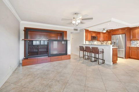 A home in Deerfield Beach