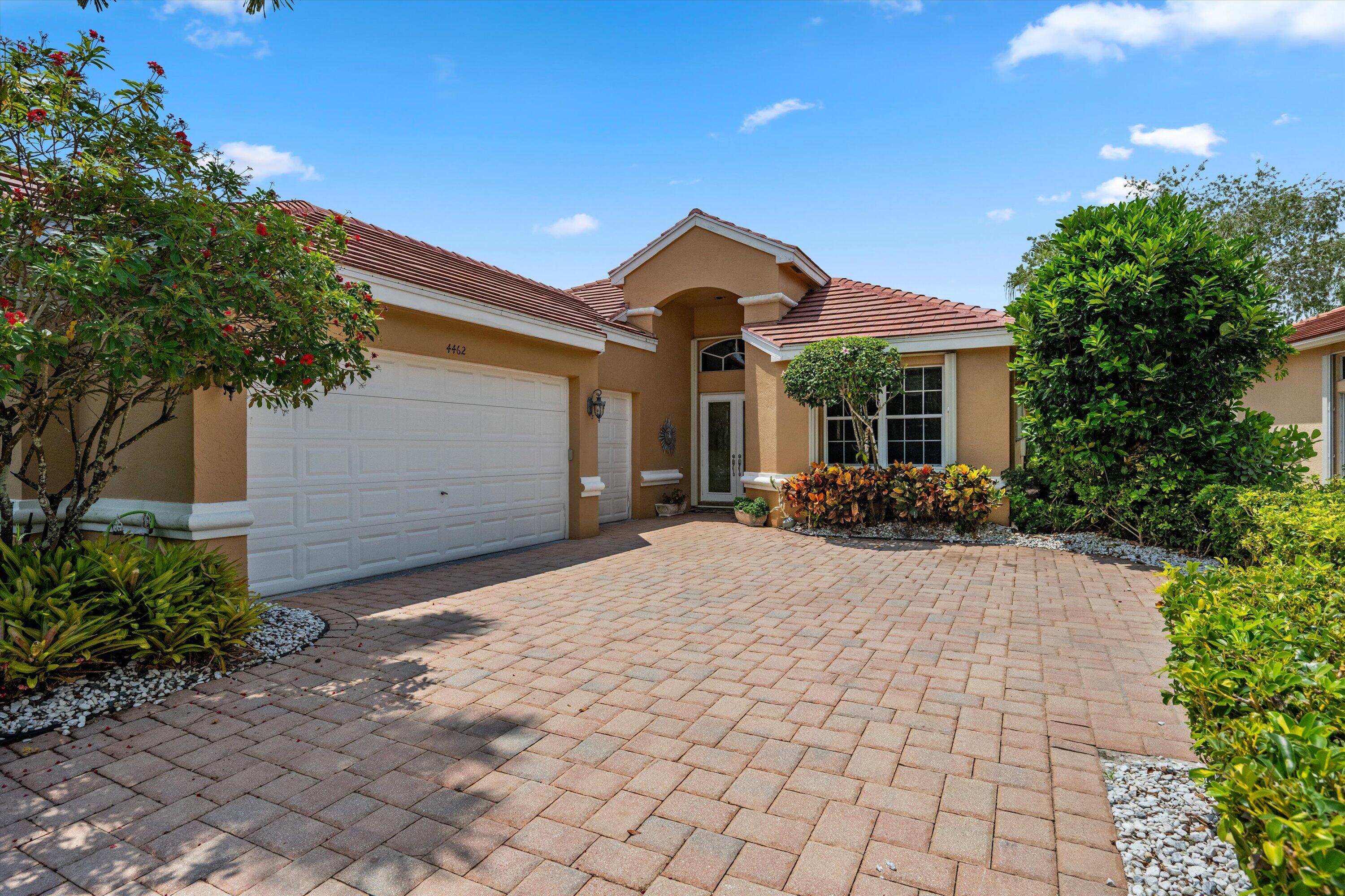 4462 Hazleton Lane