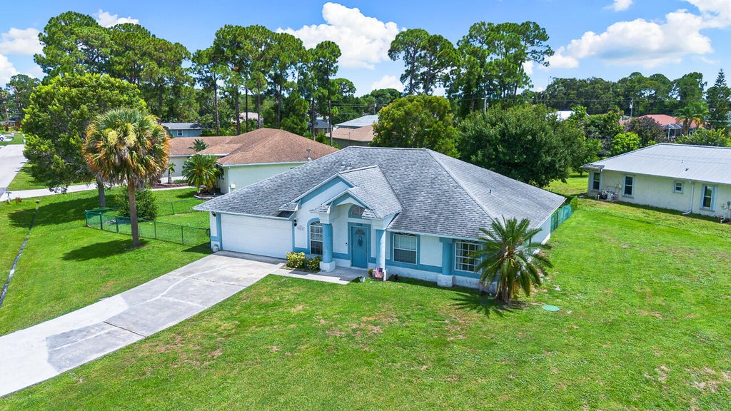 Photo of 1526 SW Santander Avenue, Port Saint Lucie, FL 34953 (MLS # B26065767)
