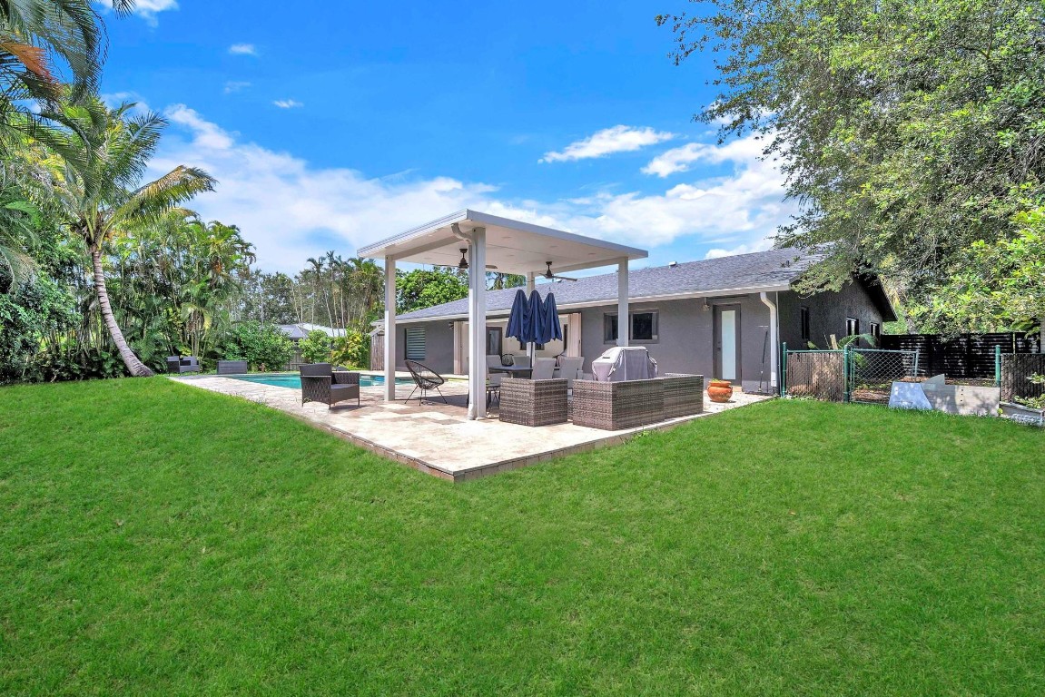 Jonel Terrace 3 90-40 B - Residential