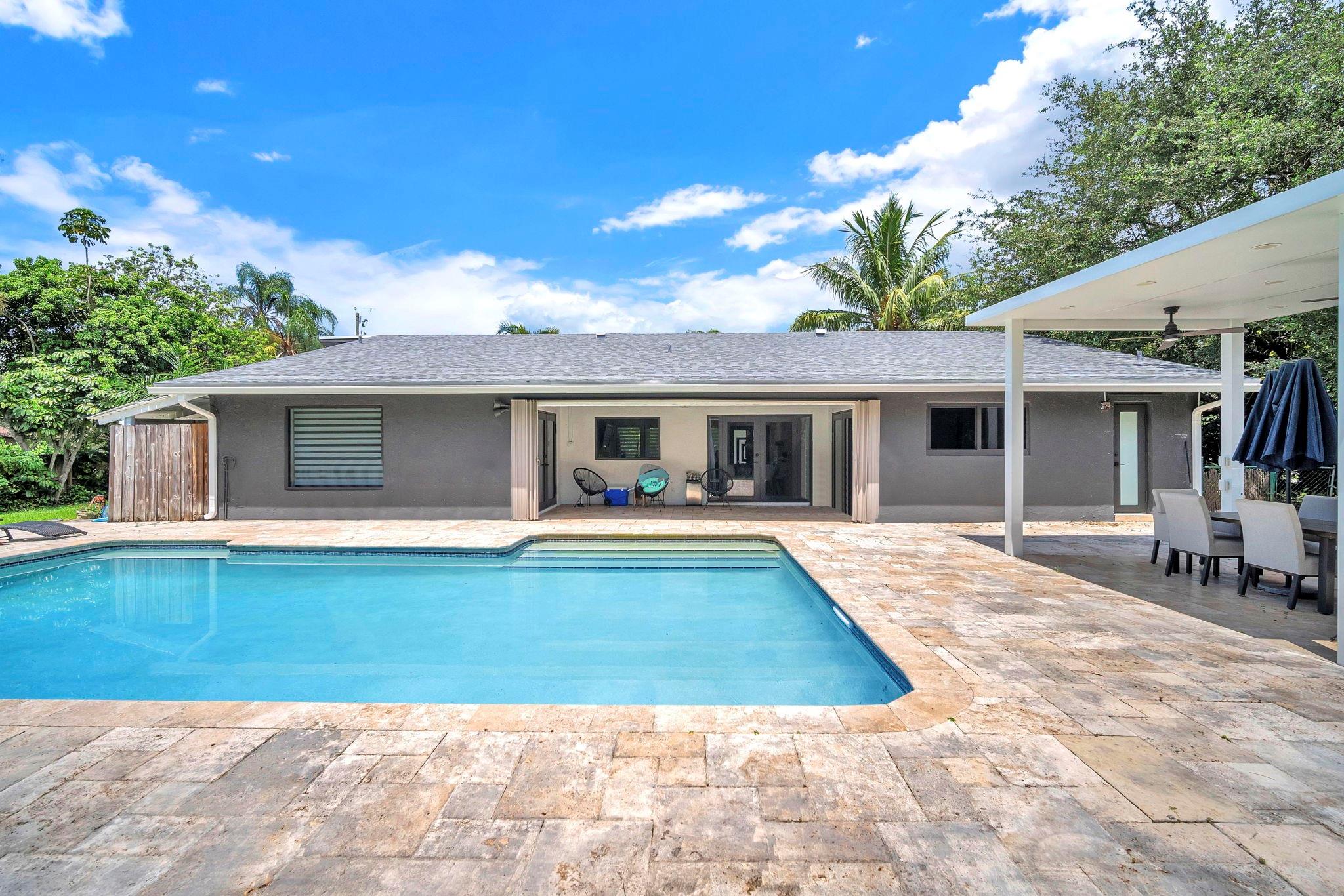 Jonel Terrace 3 90-40 B - Residential