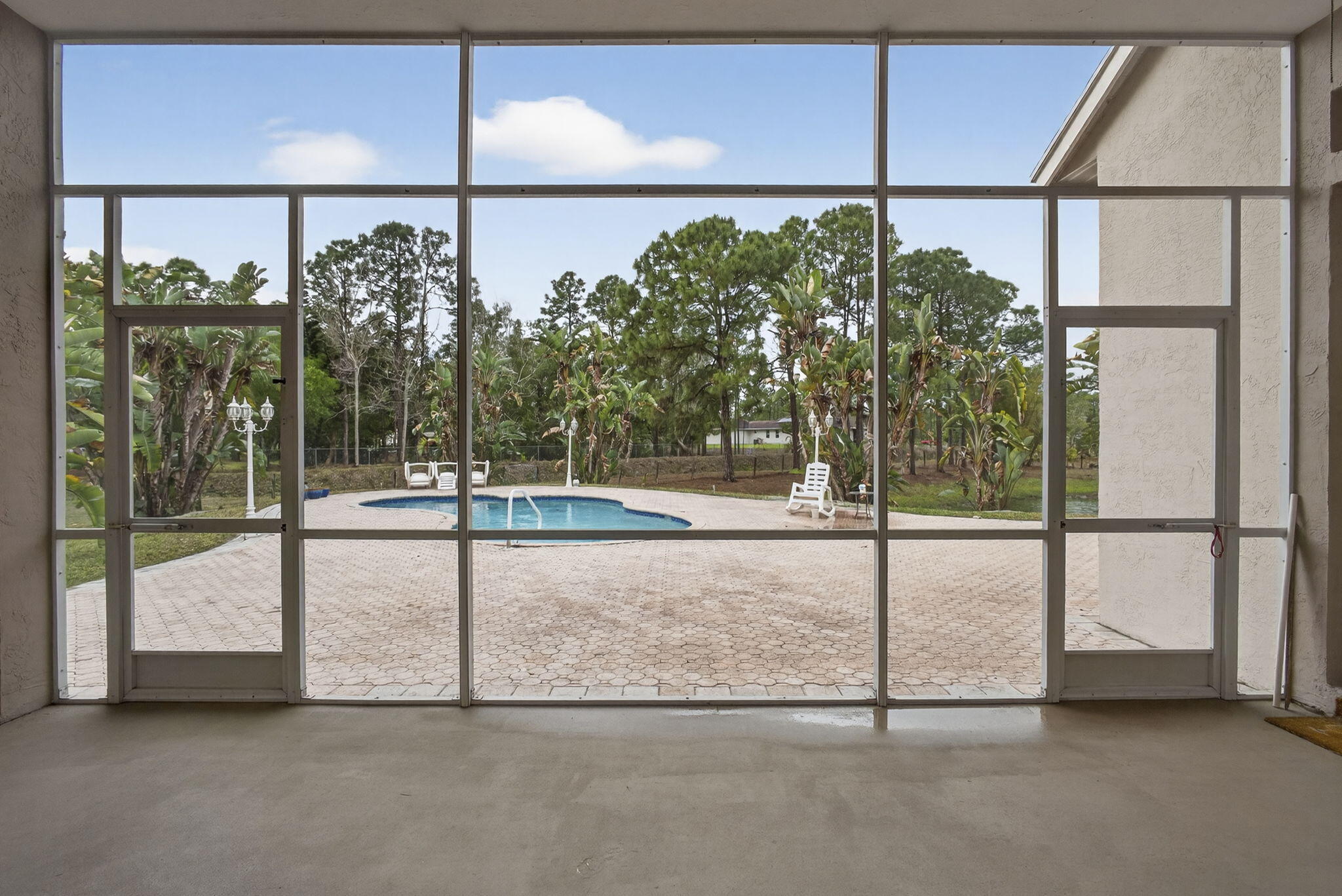 ACREAGE - Residential