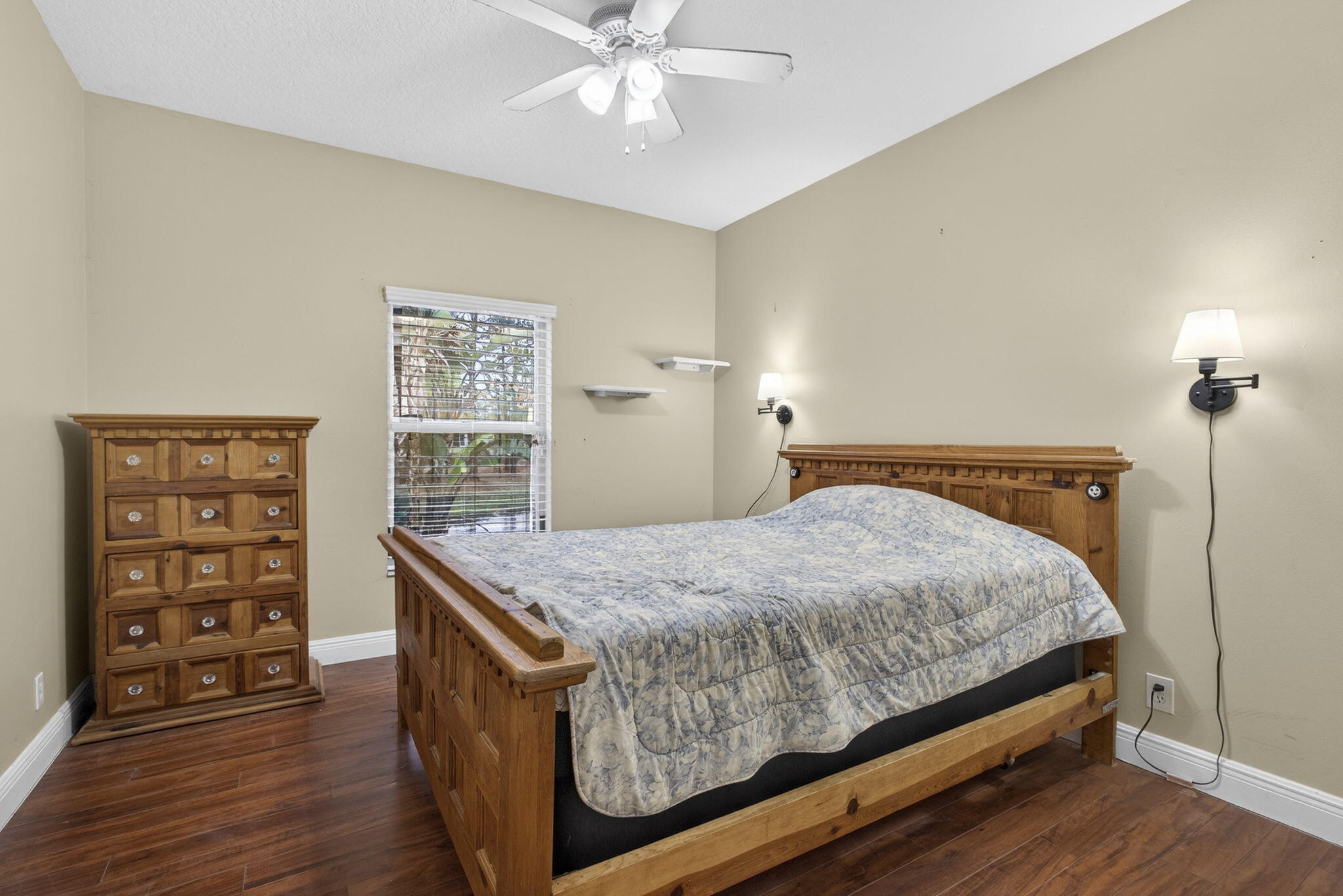 ACREAGE - Residential