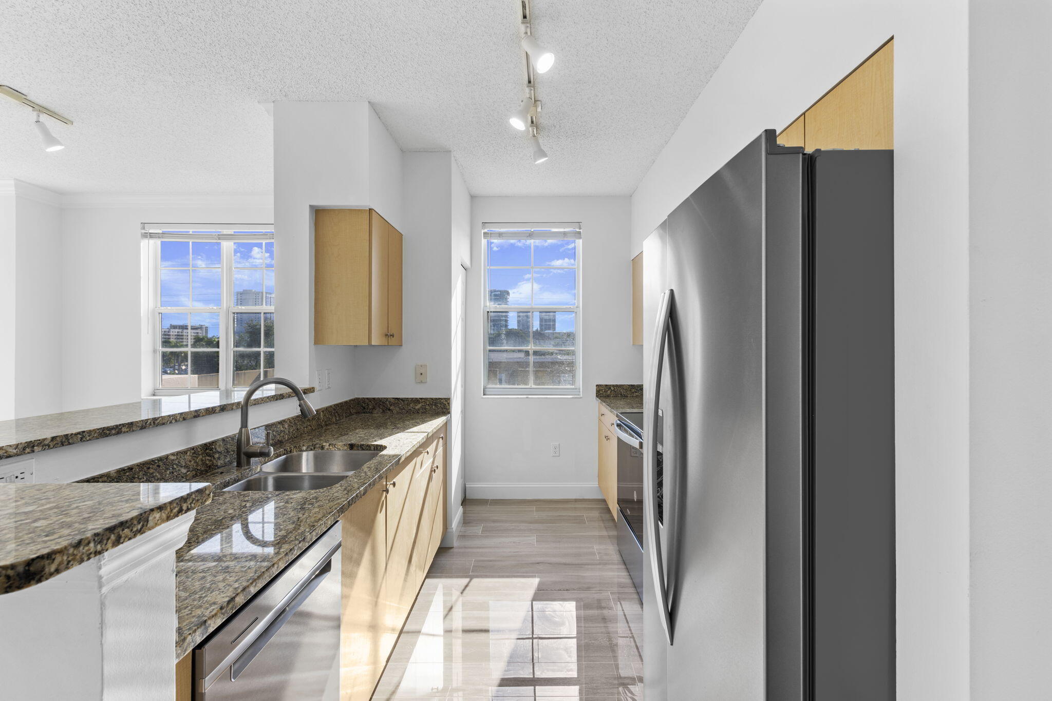 MONTECITO PALM BEACH CONDO - Residential Lease