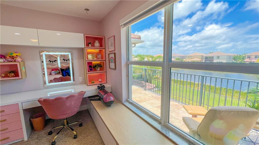 Canyon Spgs - Residential