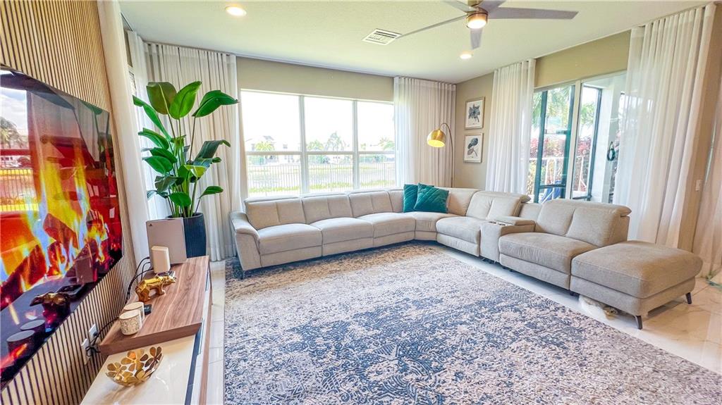 Canyon Spgs - Residential