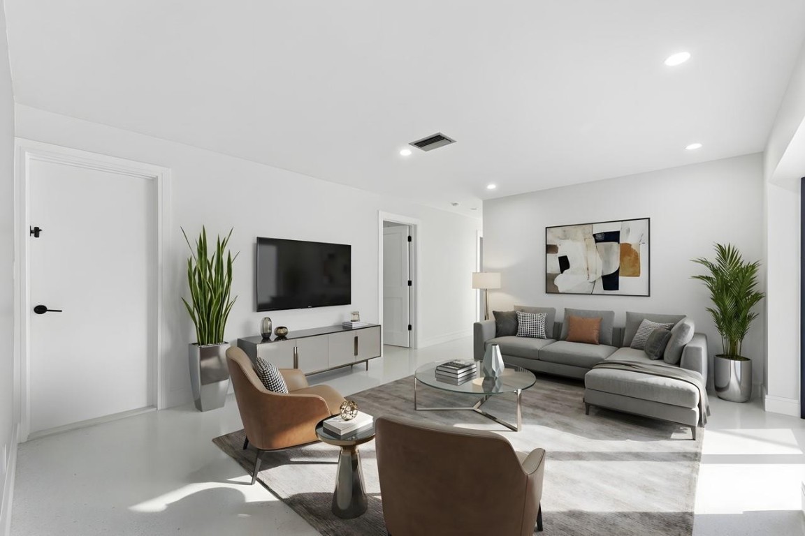 Lighthouse Point 6th Sec - Residential