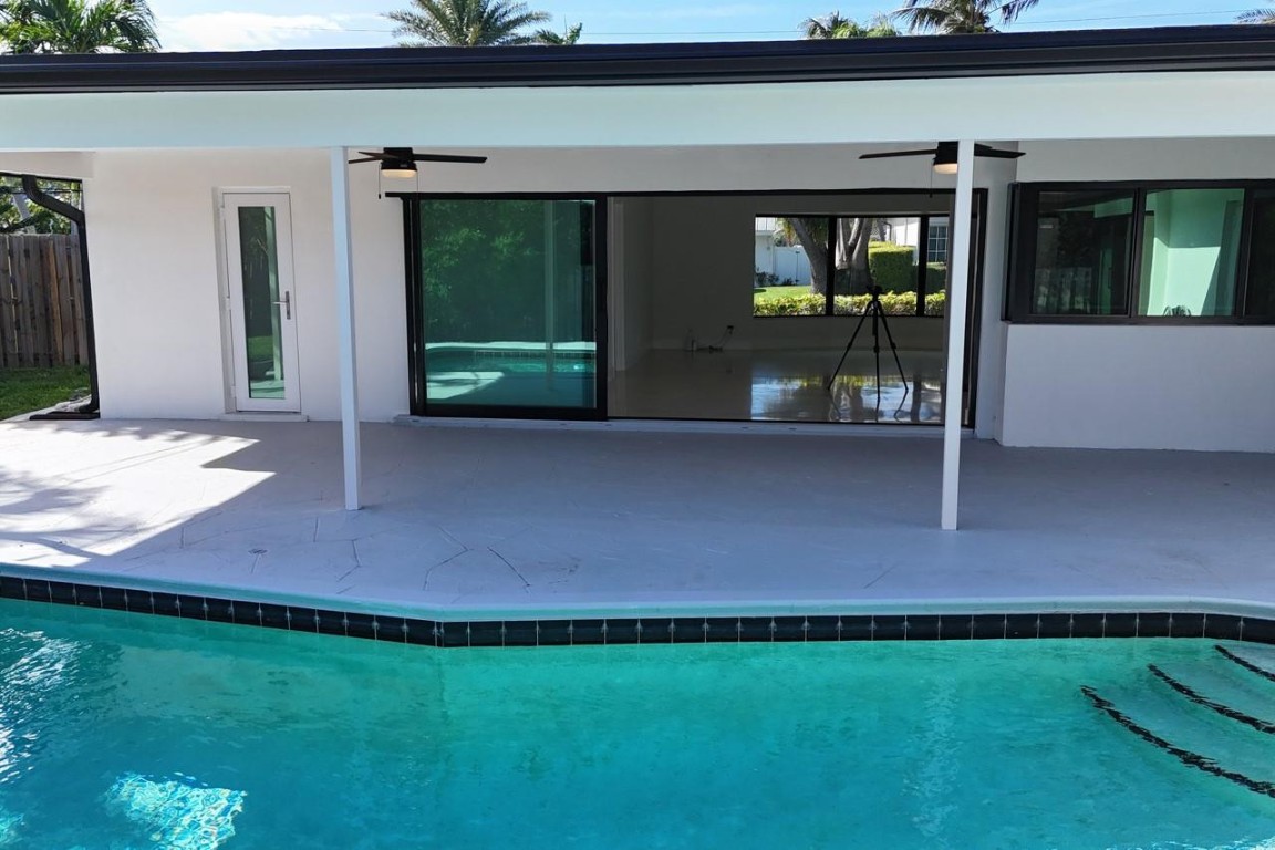 Lighthouse Point 6th Sec - Residential