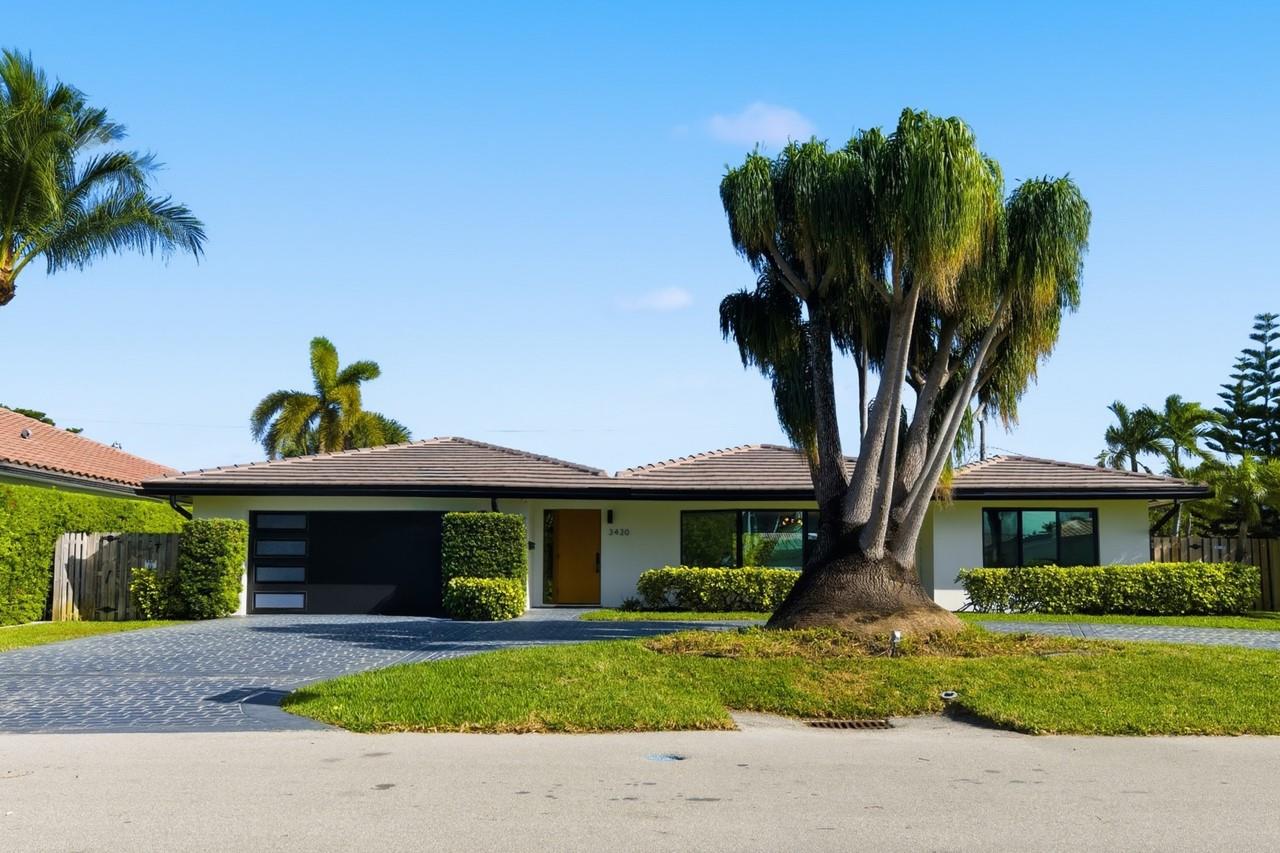 Lighthouse Point 6th Sec - Residential