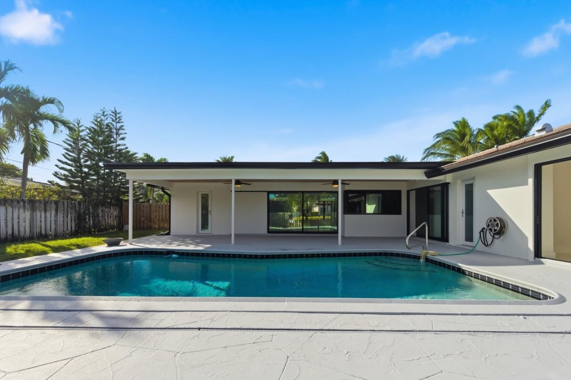 Lighthouse Point 6th Sec - Residential