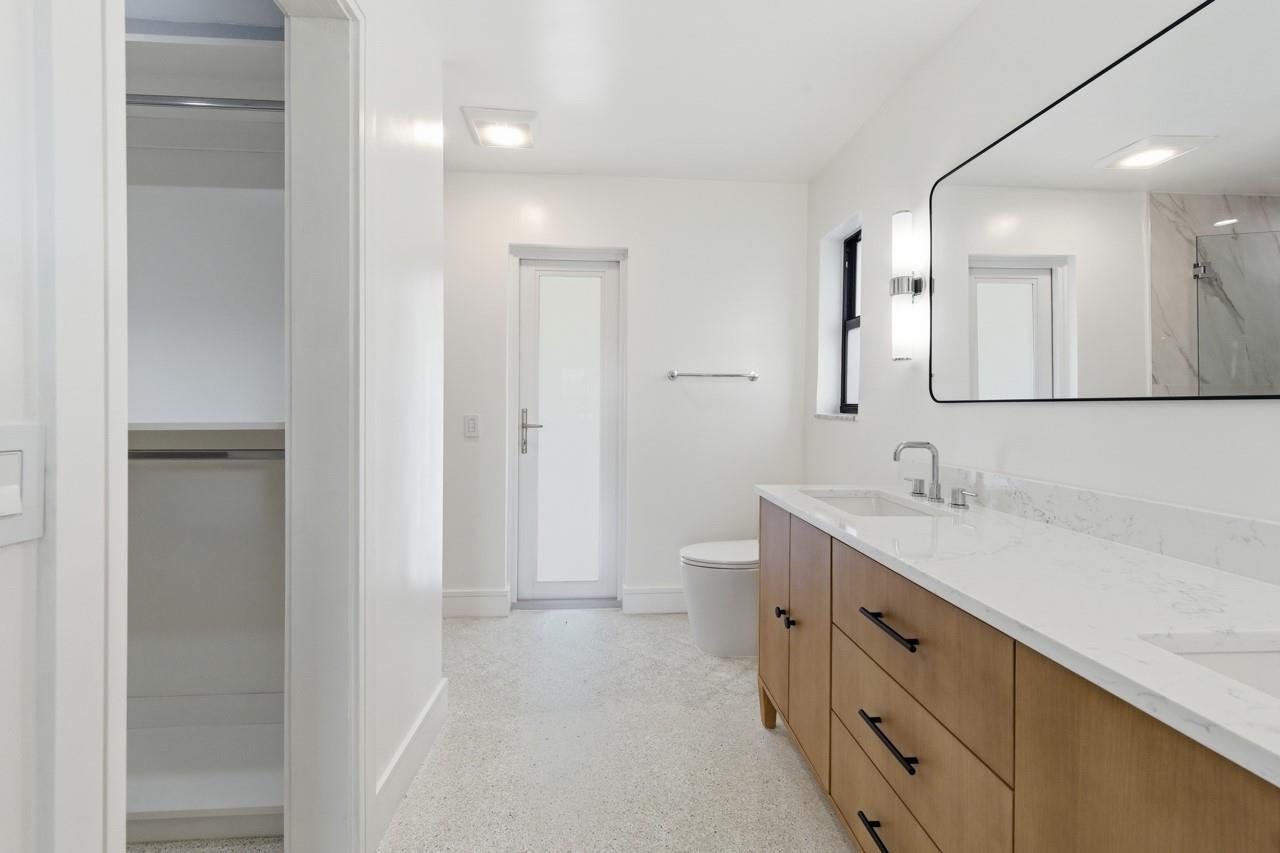 Lighthouse Point 6th Sec - Residential