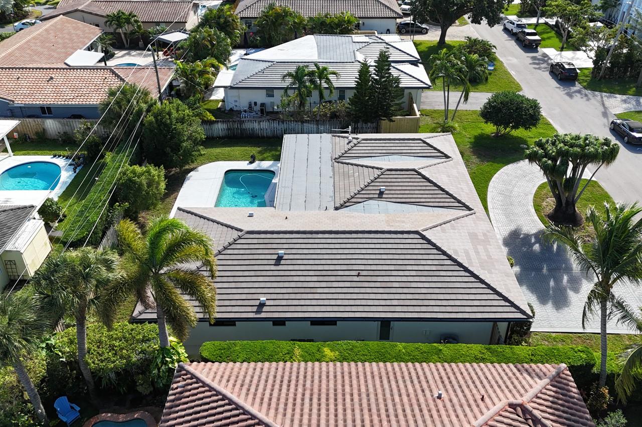 Lighthouse Point 6th Sec - Residential