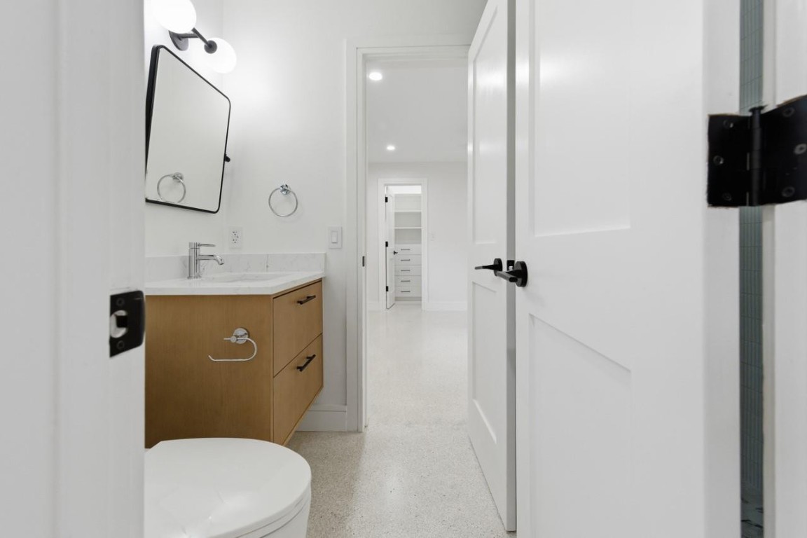 Lighthouse Point 6th Sec - Residential