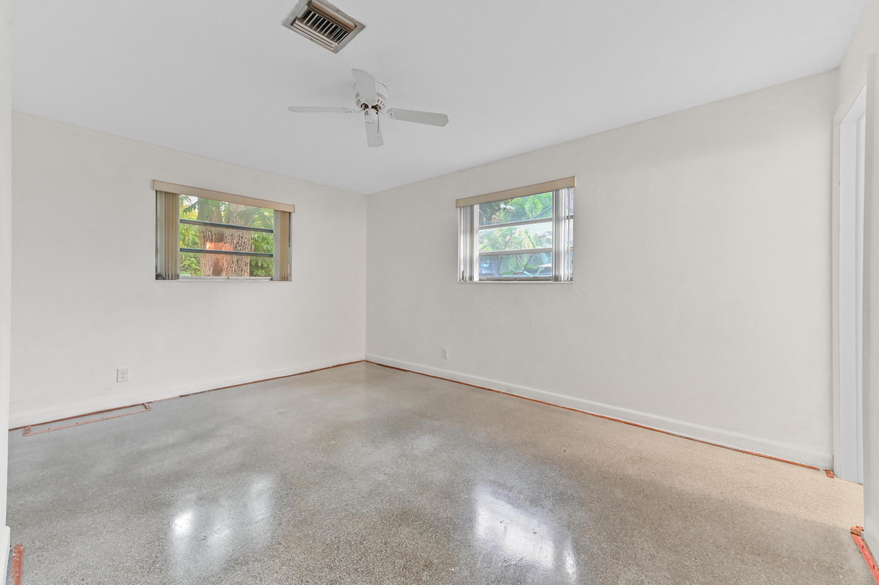 OAKLAND PARK - Residential