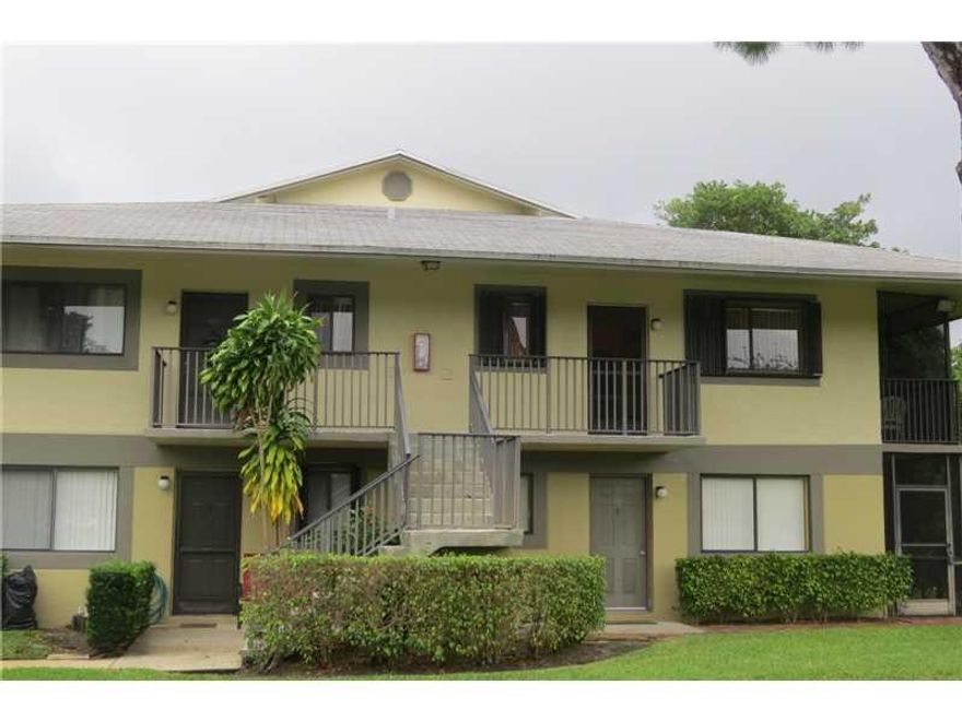 THIS IS A <10>..TOTALLY REMODELLED.BEST LOCATION IN THE COMPLEX..JUST BRING YOUR TOOTHBRUSH AND YOUR PET..BEAUTIFUL NEW KITCHEN WITH GRANITE..WASHER DRYER IN UNIT.LARGE WALK IN CLOSET.GREAT CROWM MOLDING THROUGHOUT LOVERLY TERRACE WITH A GARDEN VIEW AND J UST A FEW YARDS FROM THE POOL..PARKING OUTSIDE THE DOOR...CALL NOW FOR YOUR PRIVATE SHOWING BEFORE THIS ONE IS SOLD