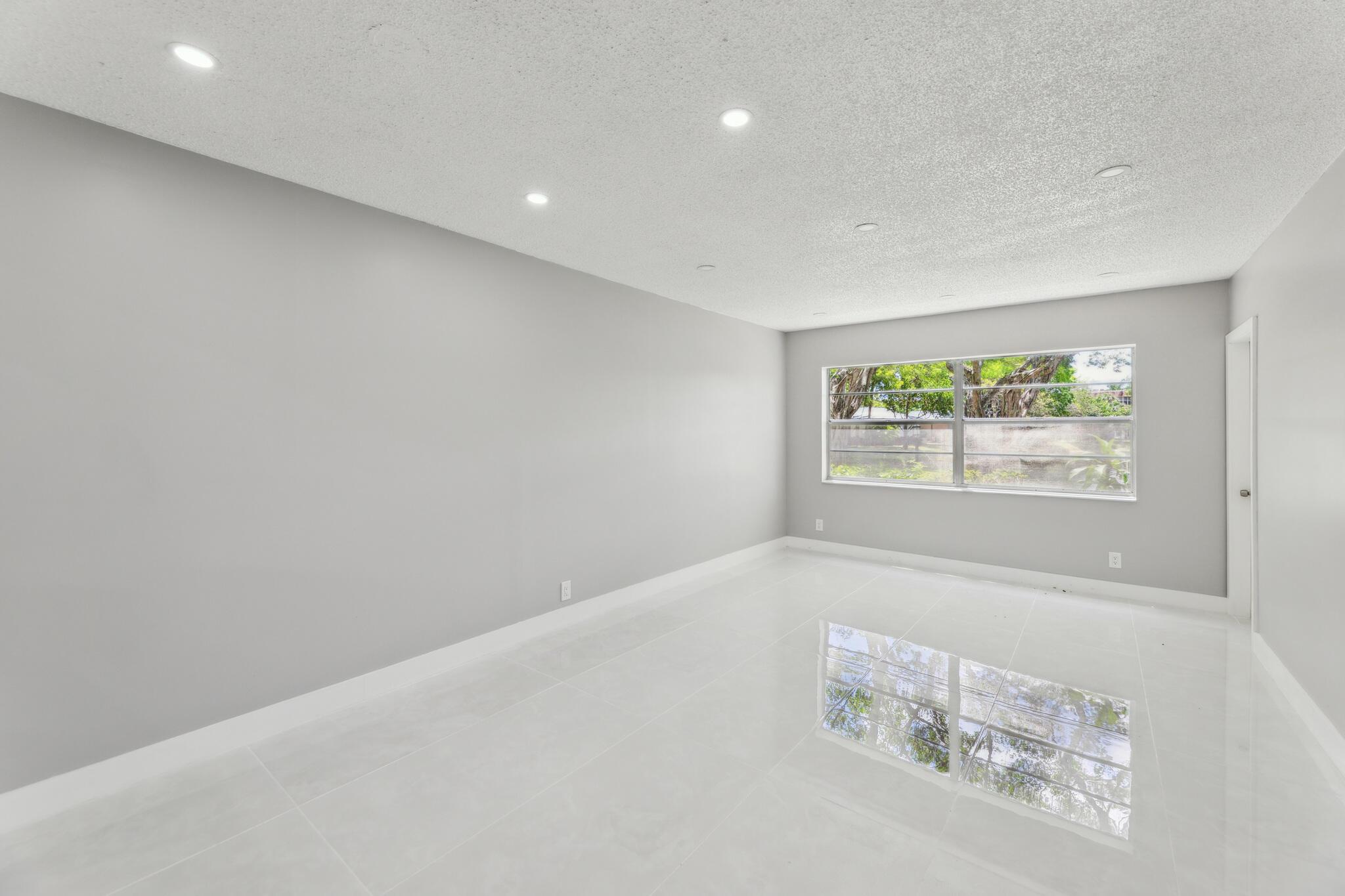 5102 NW 36th Street 408