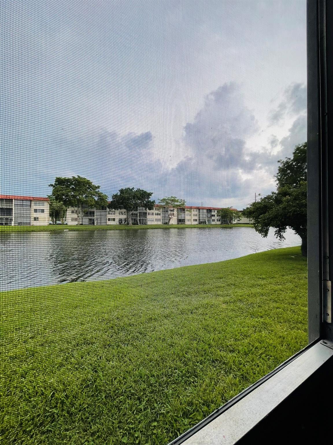 Hollybrook Golf & Tennis - Residential