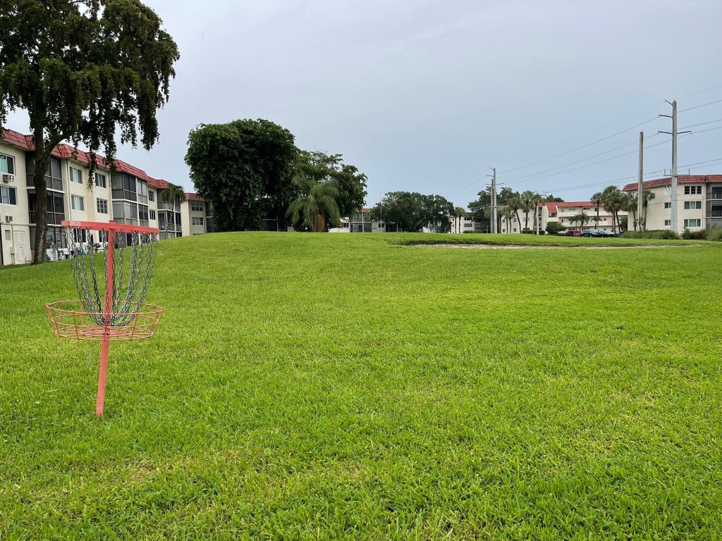 Hollybrook Golf & Tennis - Residential