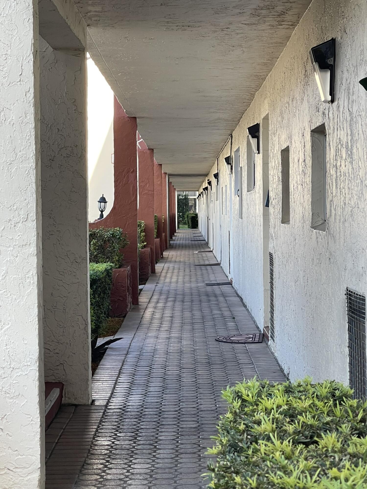 Hollybrook Golf & Tennis - Residential