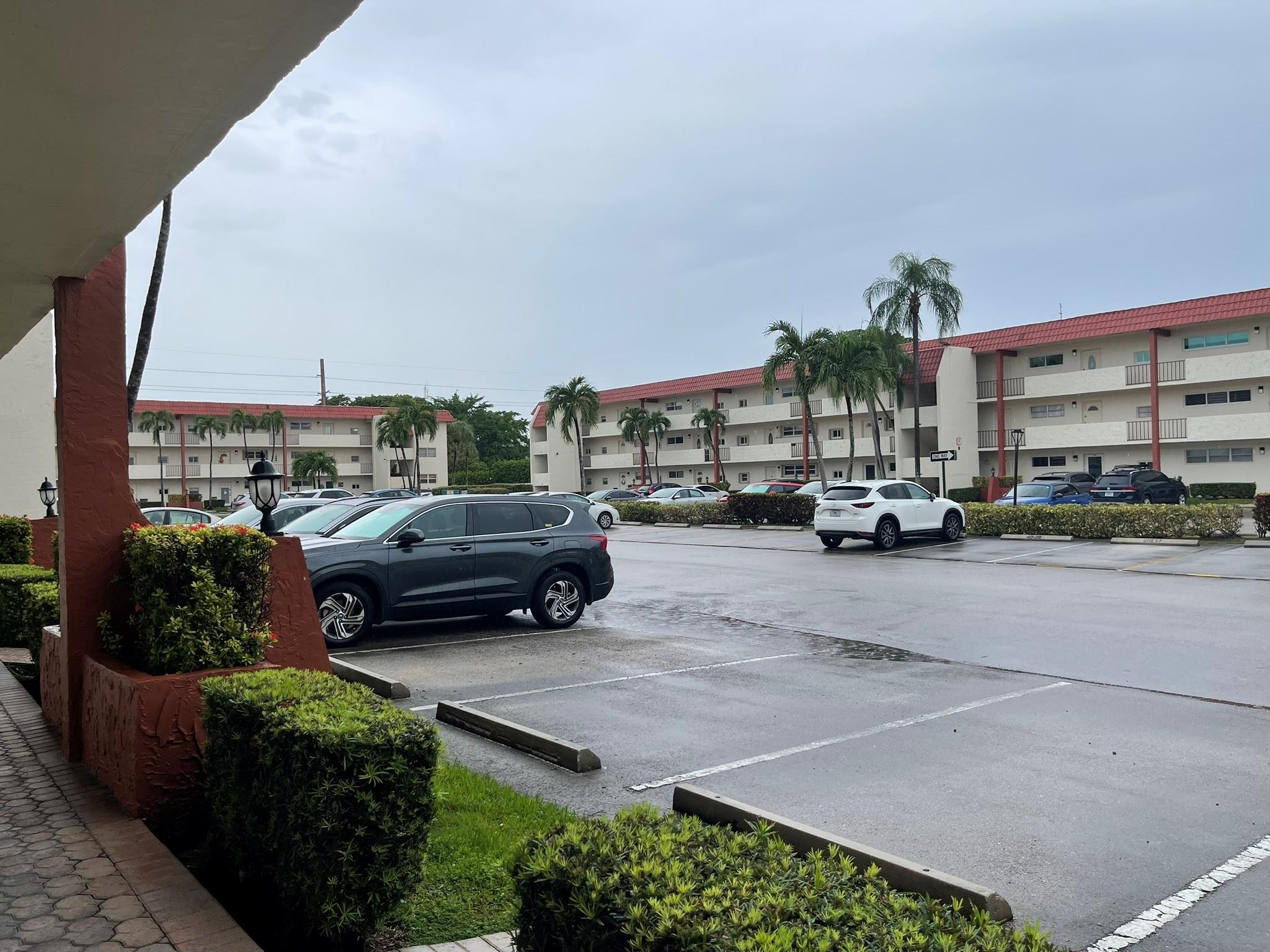 Hollybrook Golf & Tennis - Residential