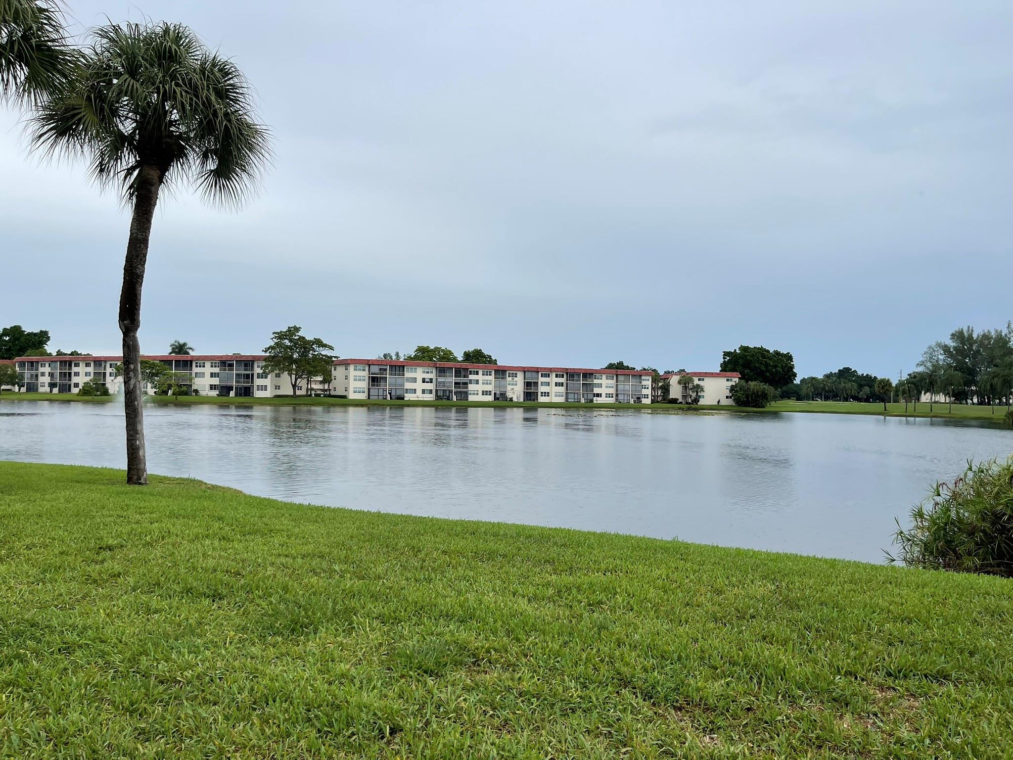 Hollybrook Golf & Tennis - Residential