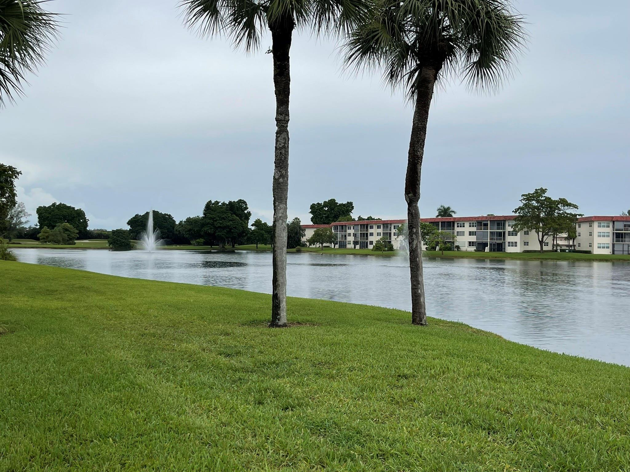 Hollybrook Golf & Tennis - Residential