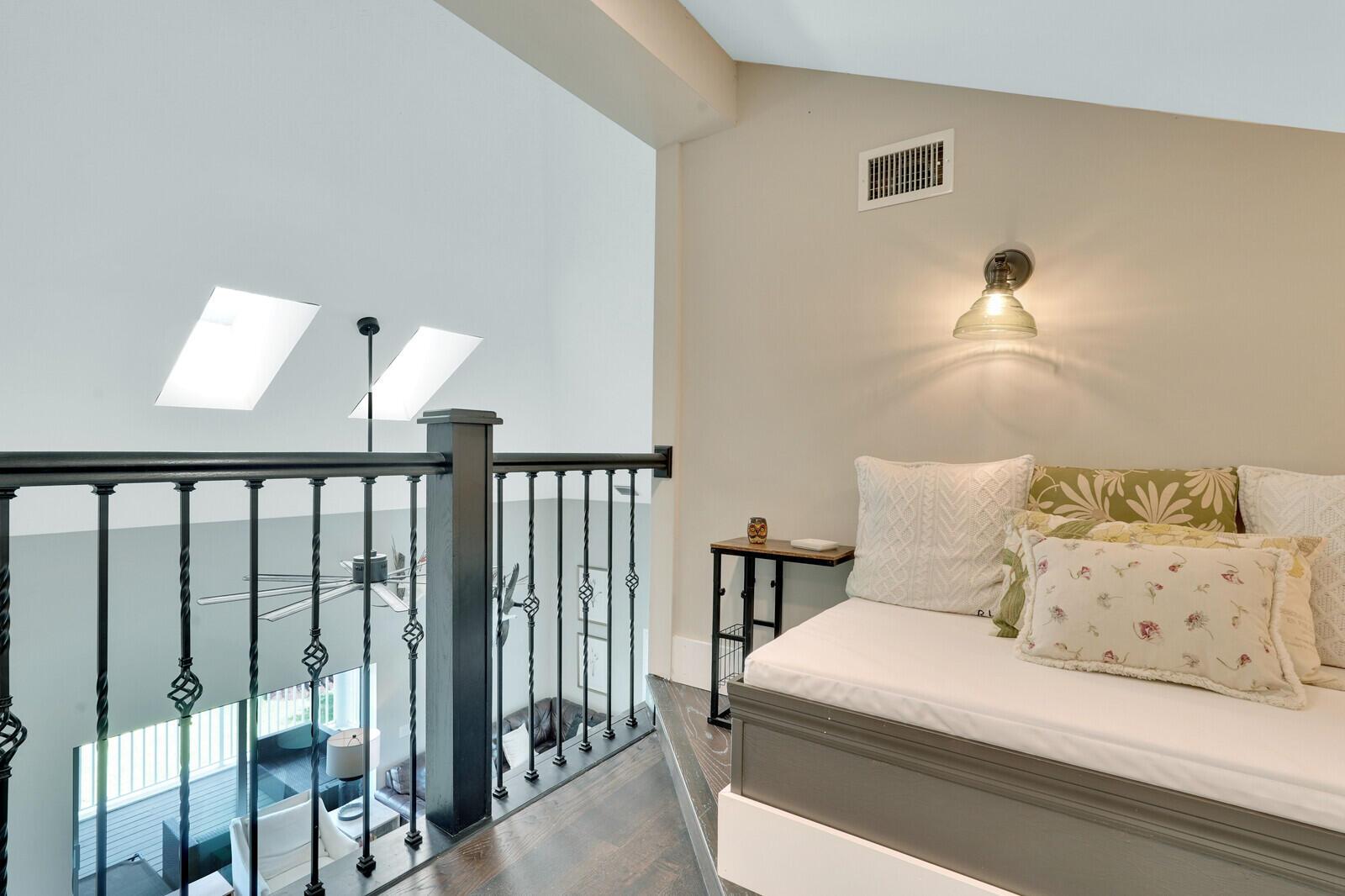 HIDEAWAY ISLES - Residential