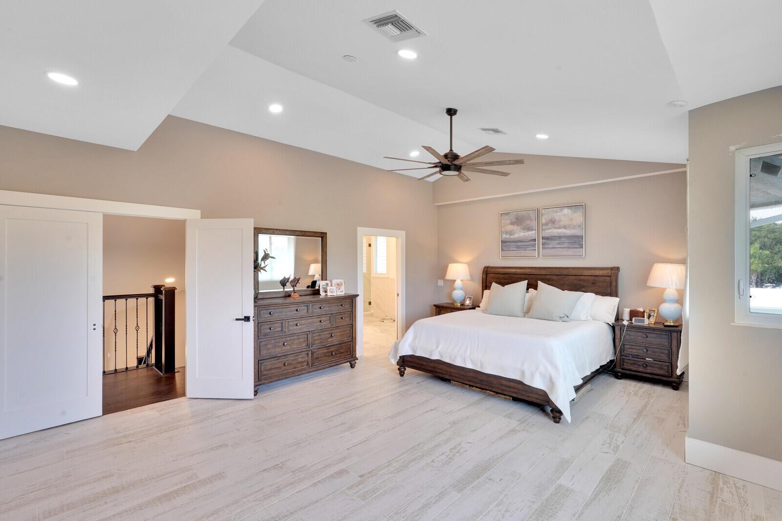 HIDEAWAY ISLES - Residential