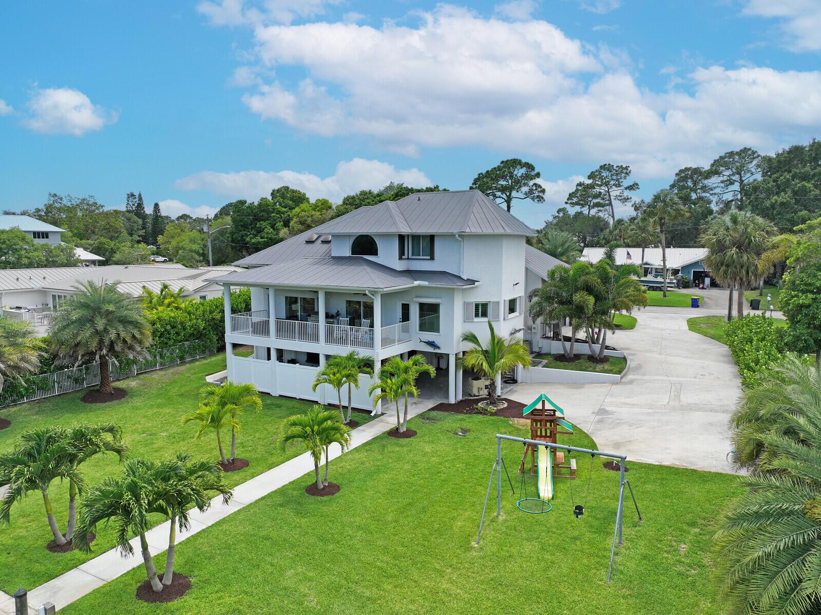 HIDEAWAY ISLES - Residential