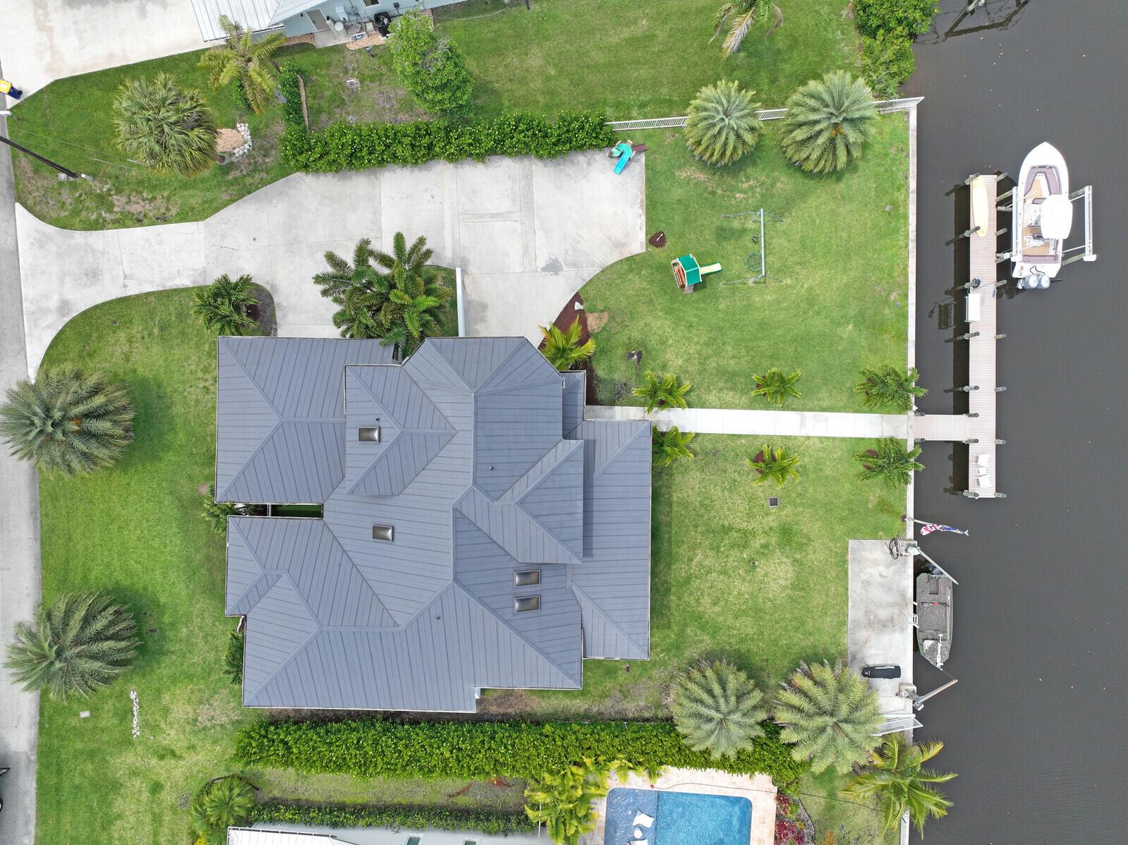 HIDEAWAY ISLES - Residential