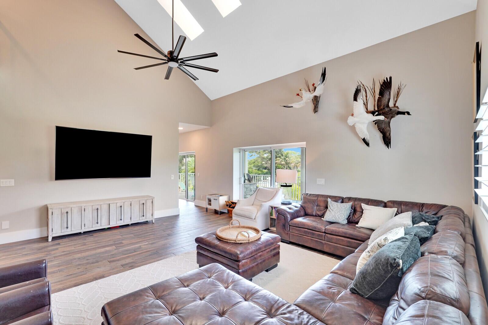 HIDEAWAY ISLES - Residential