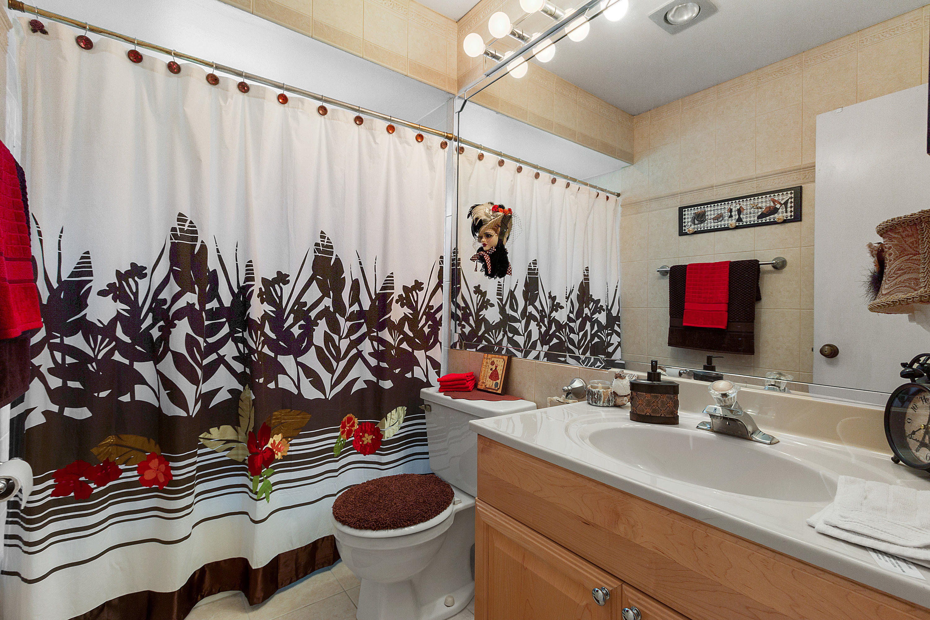 BOCA CHASE - Residential