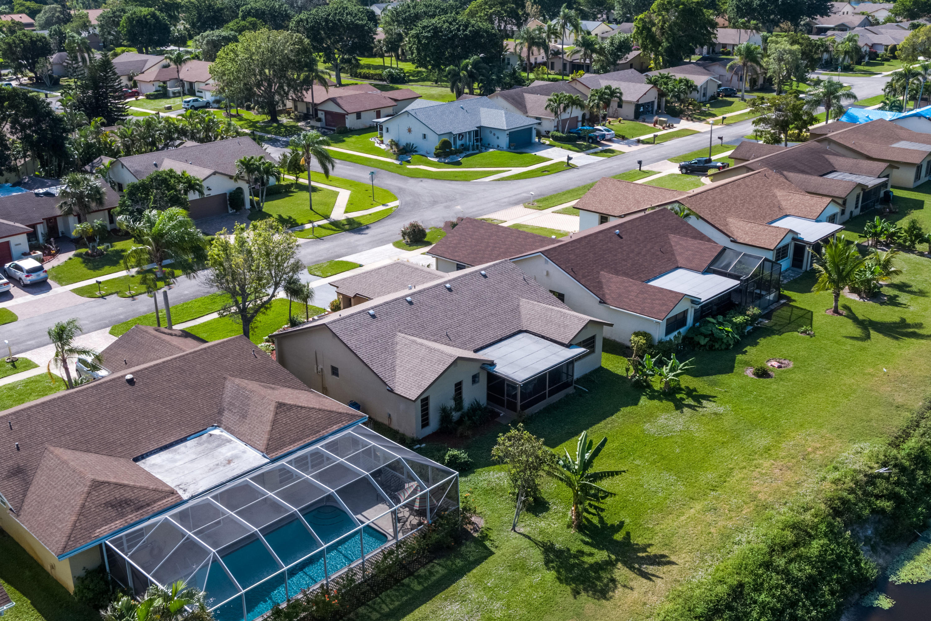 BOCA CHASE - Residential