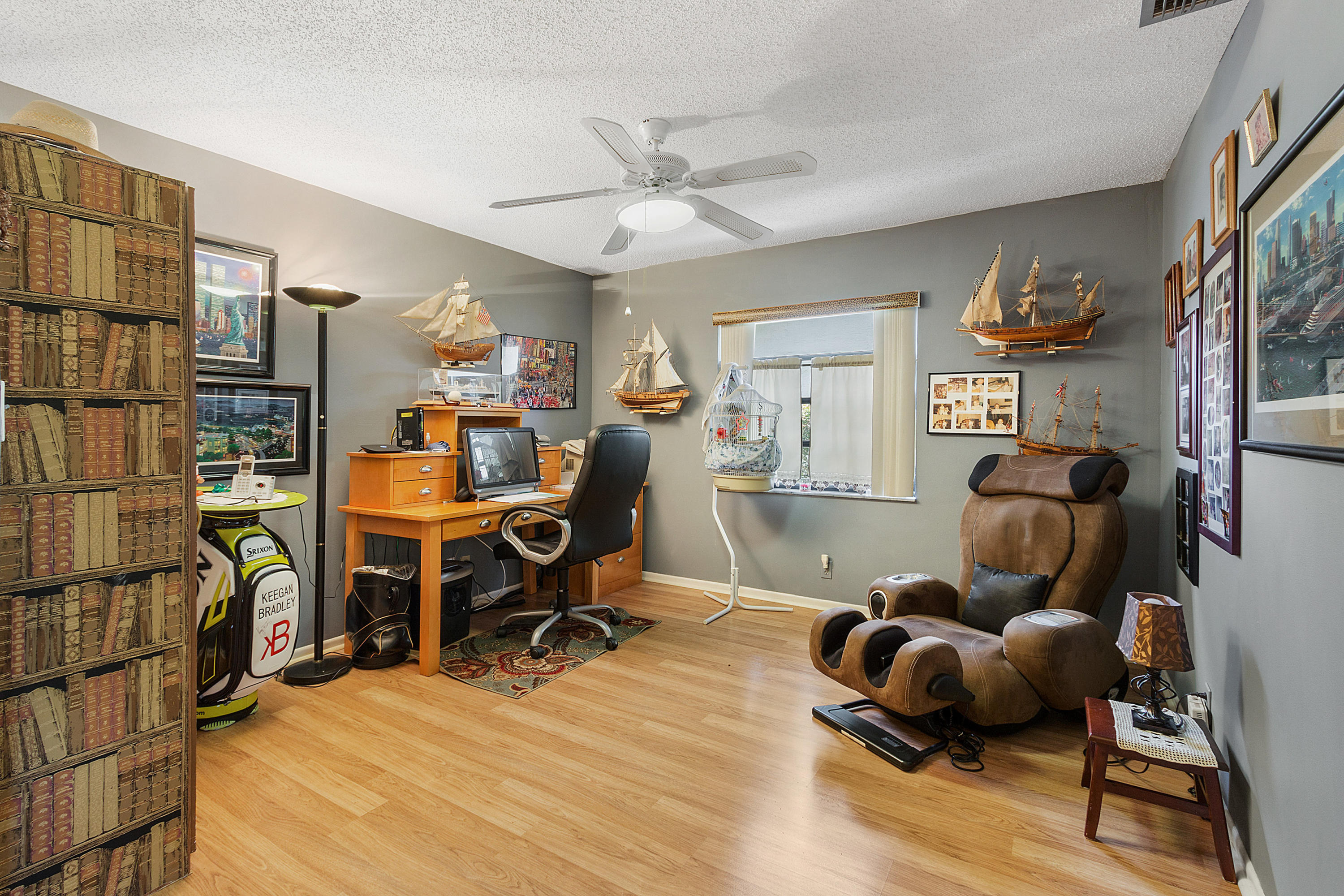 BOCA CHASE - Residential