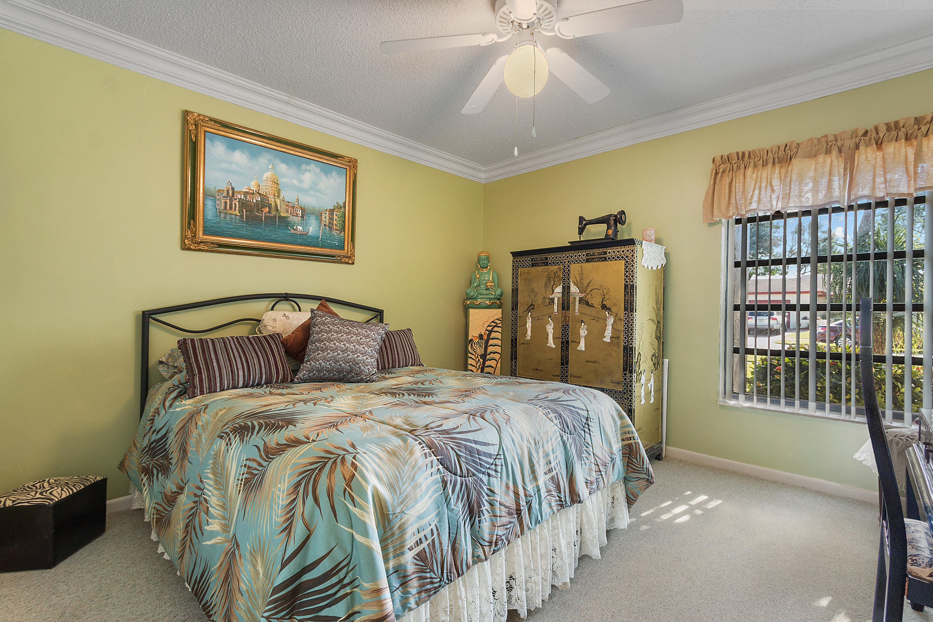 BOCA CHASE - Residential