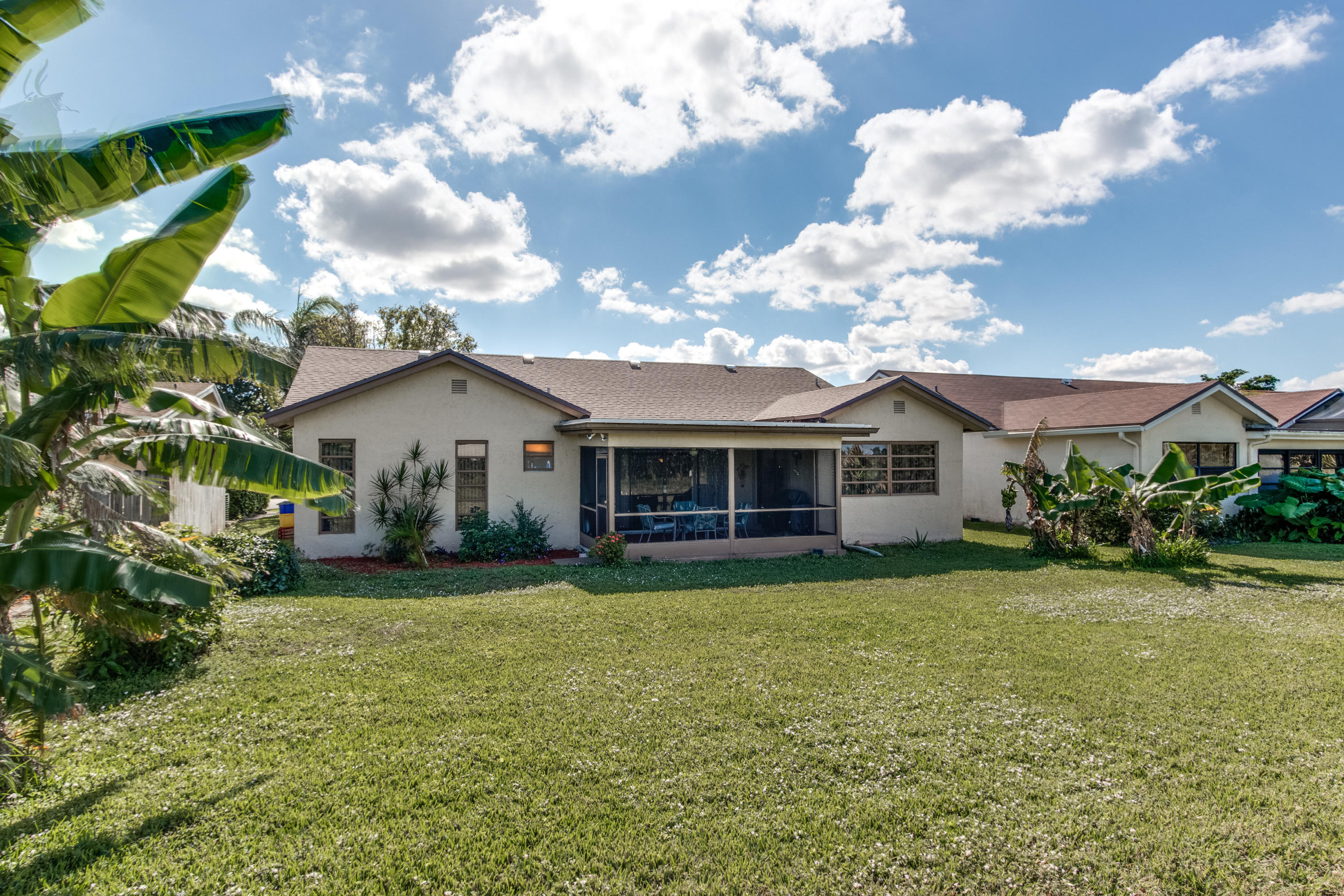 BOCA CHASE - Residential