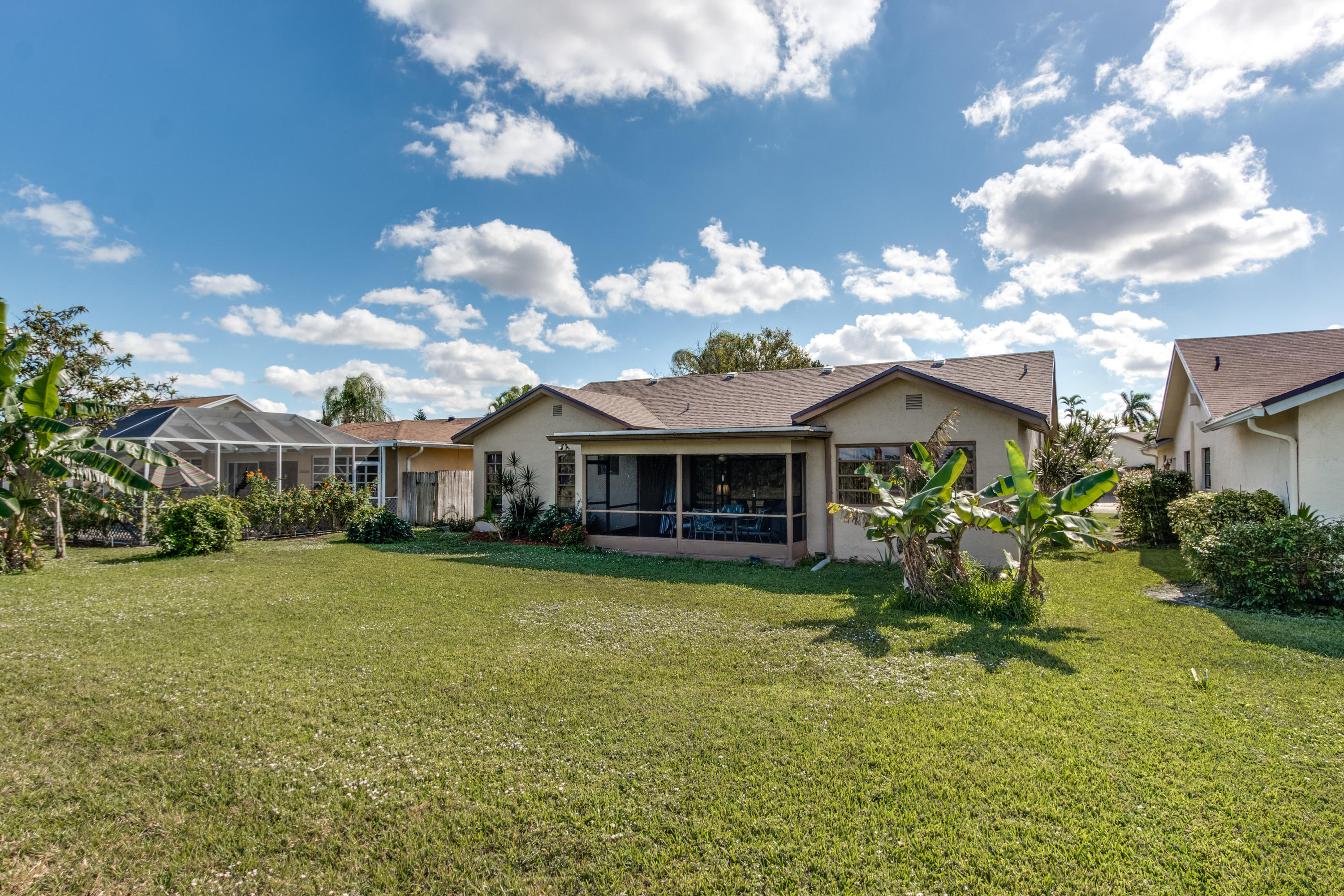 BOCA CHASE - Residential